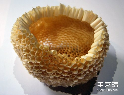 海綿紙手工制作美蜂窩燈罩臺燈的方法教程 - www.iyw0659.cn