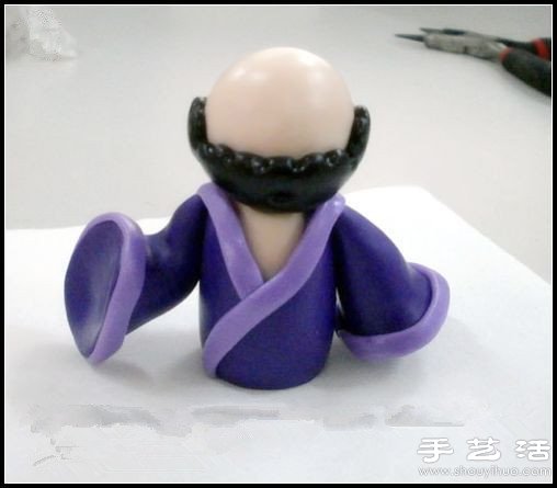 粘土手工制作憨厚沙僧沙師弟圖解教程 - www.iyw0659.cn