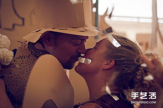 瓦楞紙制作的城鎮(zhèn) 宣傳環(huán);厥赵倮玫睦砟 - www.iyw0659.cn