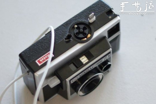 舊相機DIY改裝成iPhone手機充電插座 - www.iyw0659.cn
