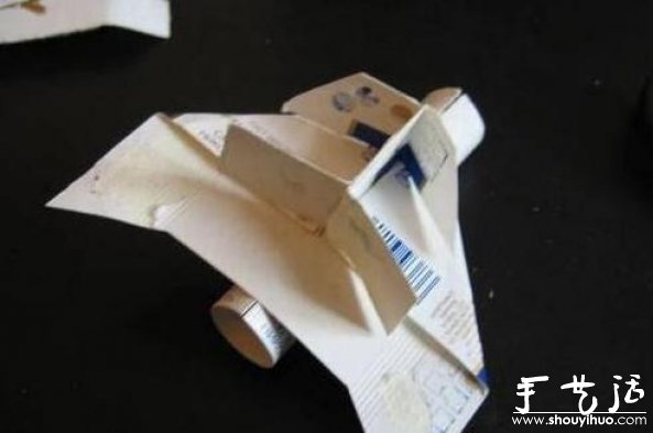 煙盒手工DIY紙模飛機的教程 - www.iyw0659.cn