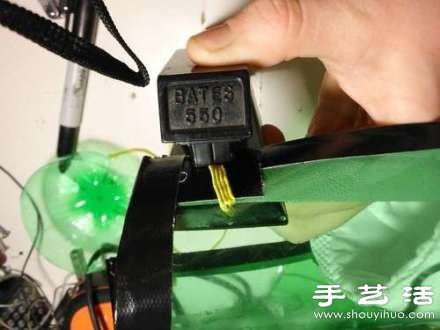 大瓶可樂瓶/雪碧瓶廢物利用制作防毒面具 - www.iyw0659.cn