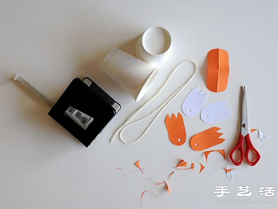 一次性紙杯手工制作可愛鴨子玩偶 - www.iyw0659.cn