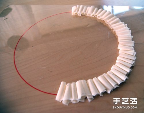 海綿紙手工制作美蜂窩燈罩臺燈的方法教程 - www.iyw0659.cn