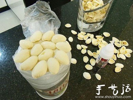 開心果殼變廢為寶 DIY田園風花瓶和筆筒 - www.iyw0659.cn