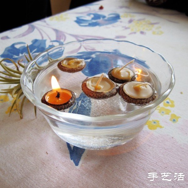 橡果殼+蜂蠟 DIY漂浮在水面上的浪漫燭臺 - www.iyw0659.cn