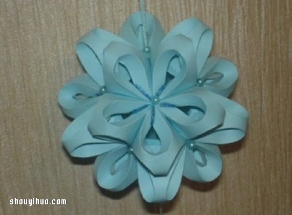 立體花球折紙步驟圖解 卡紙折花球的折法教程 - www.iyw0659.cn