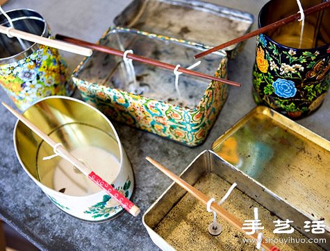 鐵罐廢物利用手工制作漂亮復古蠟燭/燭臺 - www.iyw0659.cn