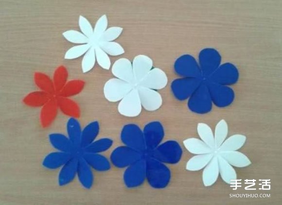 幼兒手工教程:簡單又好玩的剪紙彈簧花小制作 - www.iyw0659.cn