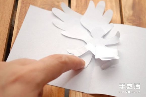A4紙做賀卡的方法 創意立體天使賀卡手工制作 - www.iyw0659.cn