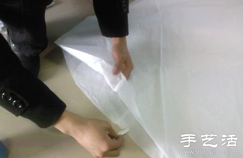孔明燈的制作方法 如何自制孔明燈 - www.iyw0659.cn