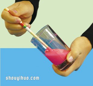 化學小實驗:硼砂和白膠制作好玩“果凍” - www.iyw0659.cn