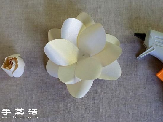 卡紙手工制作梔子花手工花圖解教程 - www.iyw0659.cn