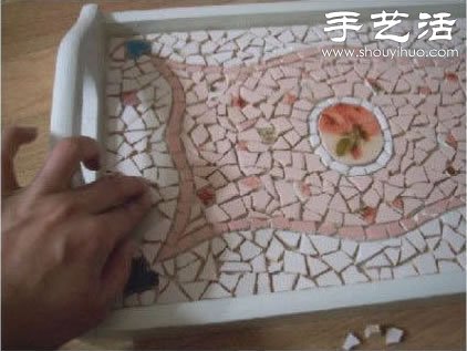 瓷磚碎片廢物利用改造舊托盤 - www.iyw0659.cn