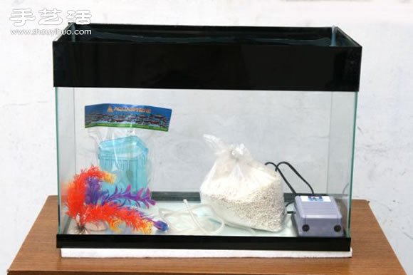 舊電視手工DIY改造懷舊魚缸水族箱圖解教程 - www.iyw0659.cn