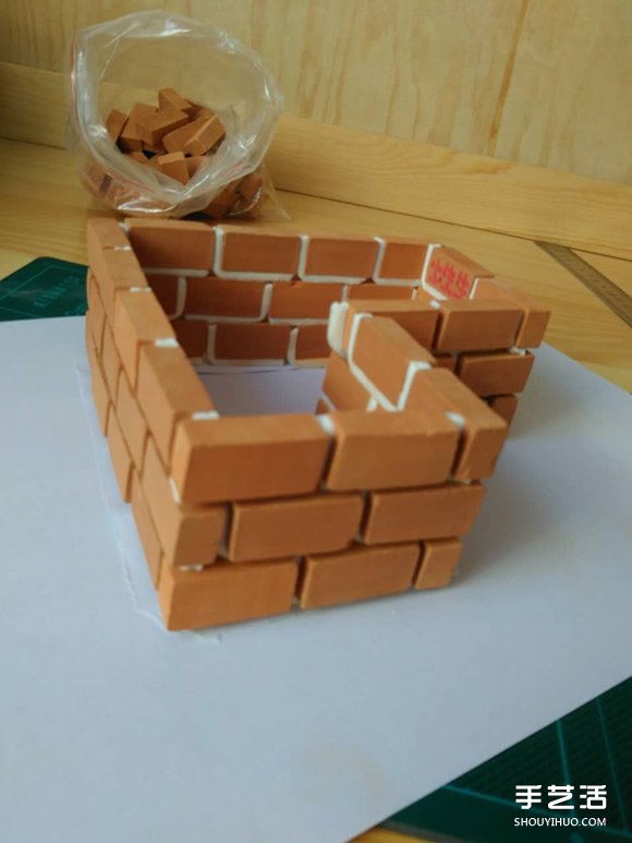 將花壇搬到桌子上!利用廢磚頭DIY制作花盆 - www.iyw0659.cn