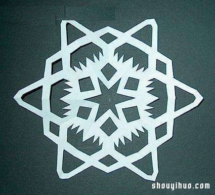 雪花窗花的剪法 剪窗花的制作過(guò)程步驟教程 - www.iyw0659.cn
