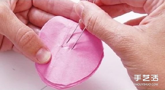 婚禮用紙花球的制作方法 紙花球的做法圖解 - www.iyw0659.cn