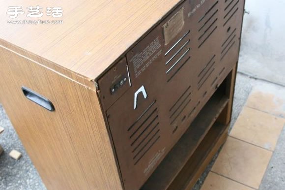 舊電視手工DIY改造懷舊魚缸水族箱圖解教程 - www.iyw0659.cn