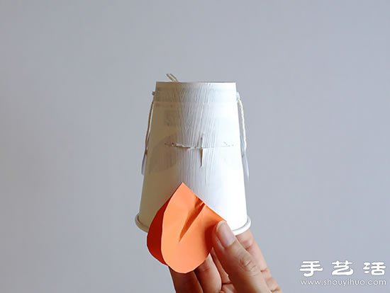 一次性紙杯手工制作可愛鴨子玩偶 - www.iyw0659.cn