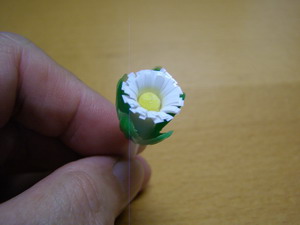 吸管變廢為寶制作漂亮的菊花/小花盆景 - www.iyw0659.cn