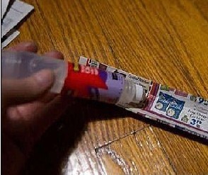舊報紙廢物利用DIY制作的鍋墊 - www.iyw0659.cn