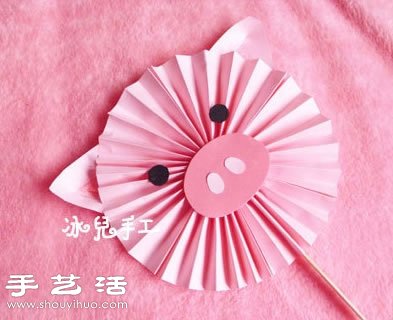 紙張+雪糕棒 手工制作可愛小豬紙扇 - www.iyw0659.cn