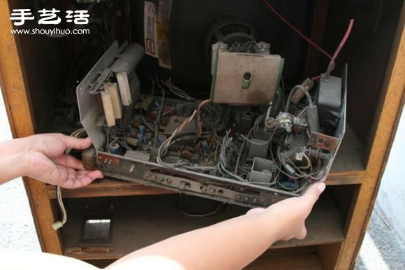 舊電視手工DIY改造懷舊魚缸水族箱圖解教程 - www.iyw0659.cn