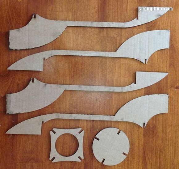火箭模型玩具手工制作 用飲料瓶和瓦楞紙做 - www.iyw0659.cn