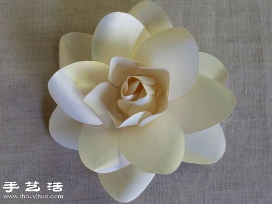 卡紙手工制作梔子花手工花圖解教程 - www.iyw0659.cn
