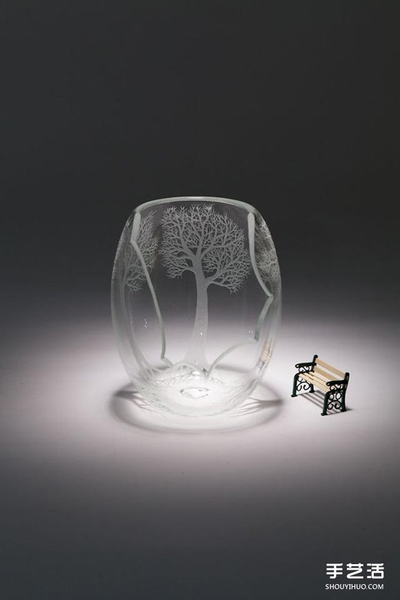 玻璃雕刻作品:用電鉆刻劃出心中的森林圣殿 - www.iyw0659.cn