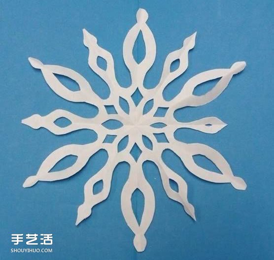 剪紙雪花步驟圖及折法 雪花剪紙方法步驟圖解 - www.iyw0659.cn