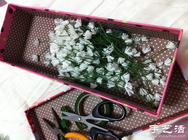 紙花制作:滿天星的做法 - www.iyw0659.cn