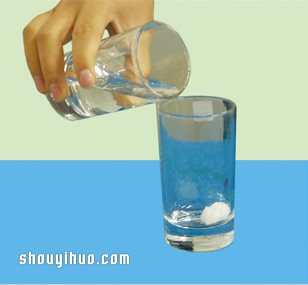 化學小實驗:硼砂和白膠制作好玩“果凍” - www.iyw0659.cn