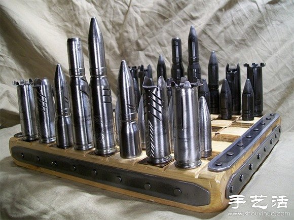 金屬之美:子彈彈殼手工制作國際象棋 - www.iyw0659.cn