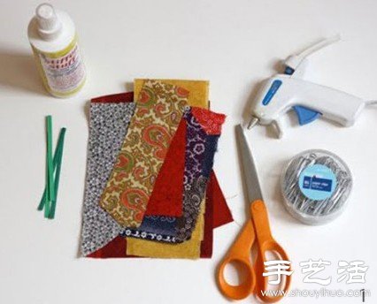 布藝蝴蝶結(jié)書簽手工制作方法 - www.iyw0659.cn