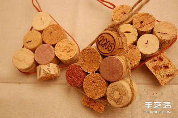 圣誕節軟木塞DIY圖片 圣誕紅酒瓶塞手工小制作 - www.iyw0659.cn