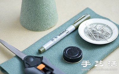 海綿+毛氈布 手工制作迷你裝飾圣誕樹 - www.iyw0659.cn