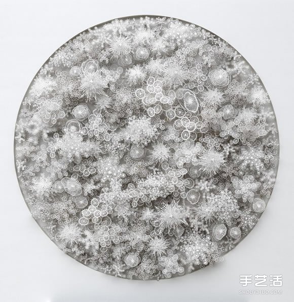 以細(xì)菌、結(jié)晶等為靈感創(chuàng)作的立體紙雕作品 - www.iyw0659.cn